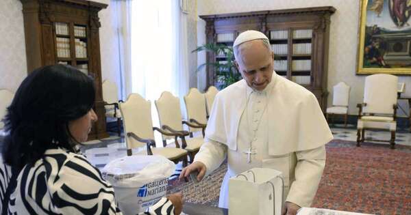 La Nación / El papa León XIV actualizó su documento de identidad peruano
