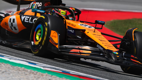 Los McLaren de Piastri y Norris, delante de Leclerc en el último libre