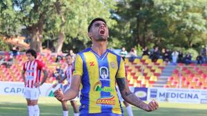 Capiatá no suelta la cima de la Intermedia
