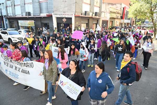 Niñas, niños y adolescentes alzaron sus voces ante intención de suprimir Ministerio de la Niñez - Nacionales - ABC Color
