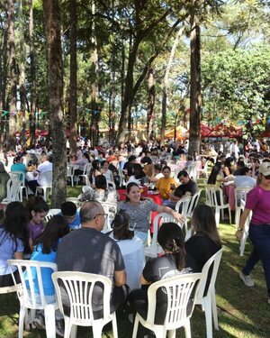Invitan a comilona de Teletón este domingo: preparan homenaje a fundadores - trece