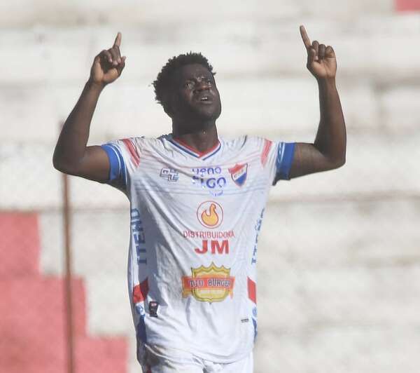 Primera victoria del Sportivo Iteño en la “B” - Fútbol - ABC Color