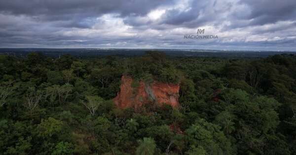 La Nación / Cerro Kõi: monumento natural que conserva una joya geológica