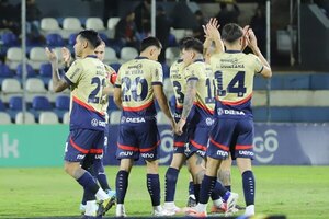 Versus / Cerro Porteño despide el semestre con una tremenda goleada ante Tembetary