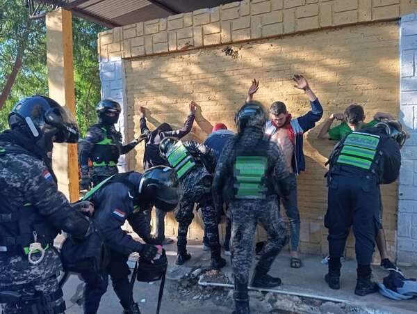 Redada policial contra la delincuencia en Asunción - Policiales - ABC Color