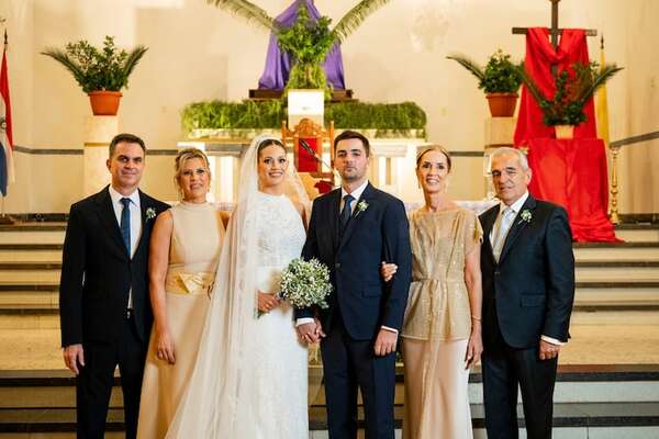 Boda de Alexia Arréllaga y  Álvaro Bravo - Sociales - ABC Color