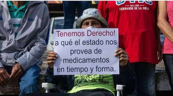 Peña se resiste a reasignar el 15% de gastos superfluos para el INCAN - Política - ABC Color