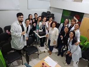 Médicos del Hospital Barrio Obrero fueron capacitados en salud mental - 1000 Noticias