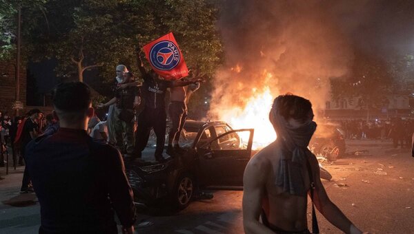 Tres muertos, más de 190 heridos y múltiples destrozos en festejo de la Champions del PSG en París - 1000 Noticias