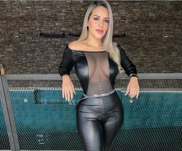 (VIDEO)Conductora de radio y tv busca para su “gordito” en este frio: “Te abraza y te cal¡ent@”