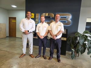 De La Sobera S.A. recibió la visita de altos directivos de JCB para fortalecer la estrategia comercial en Paraguay - Amigo Camionero