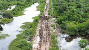 Alto Paraguay: sin ayuda del MOPC, luchan para reparar caminos - Noticias del Chaco - ABC Color