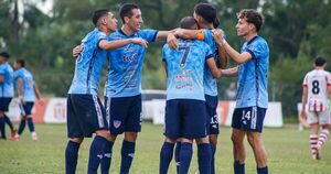 Tres triunfos y un empate en la tarde dominical de la Primera B | Asociación Paraguaya de Fútbol