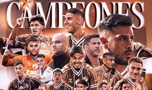 Versus / ¡Ronaldo Martínez y Platense conquistan Argentina!