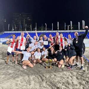 Open Beach Handball Iquique 2025: Festejo Mbareté - Polideportivo - ABC Color