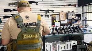 Desde 2023, FFAA reportó 30 denuncias de tráfico de armas