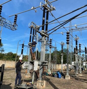 Mantenimiento en dos subestaciones fortalece suministro eléctrico en Caaguazú, Guairá y Caazapá - .::Agencia IP::.