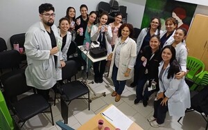 Promueven bienestar psicológico para médicos residentes de primer año