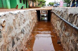 Inauguran obra de canalización en barrio de Hernandarias, financiado por Itaipú | DIARIO PRIMERA PLANA