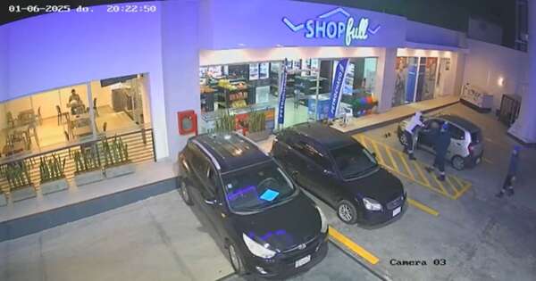 La Nación / Playeros detuvieron a un hombre que pedía carga de combustible y huía sin pagar