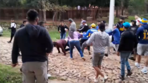 Terrible pelea tras partido: mujer quedó desfigurada en Limpio
