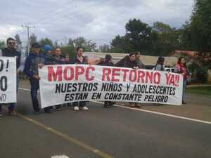 Vecinos de San José, solicitan al MOPC, accesos a sus comunidades - Noticiero Paraguay