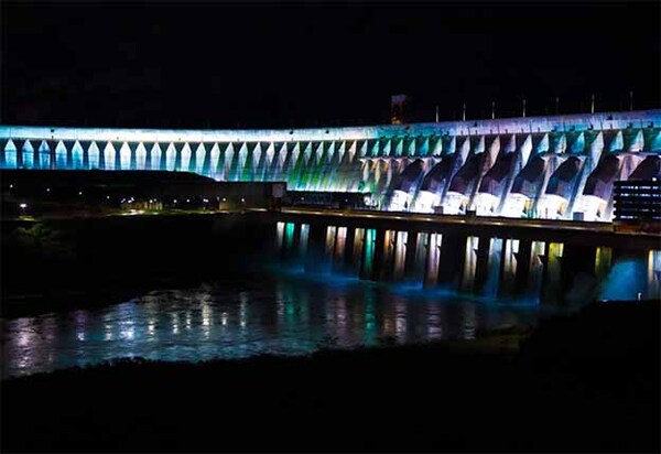 Sistema de Iluminación Monumental de Itaipú será sometido a un plan de modernización tecnológica | DIARIO PRIMERA PLANA