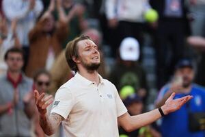 Roland Garros: Bublik, el hombre que no ama la tierra, acaba con la promesa británica Draper - Polideportivo - ABC Color