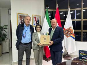CÓNSUL GENERAL DE TAIWÁN REALIZÓ VISITA OFICIAL AL GOBIERNO DE ITAPÚA