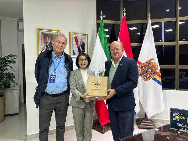 CÓNSUL GENERAL DE TAIWÁN REALIZÓ VISITA OFICIAL AL GOBIERNO DE ITAPÚA