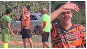 Insólito: Quiso hacer un gol y la red del arco se trancó por sus dientes