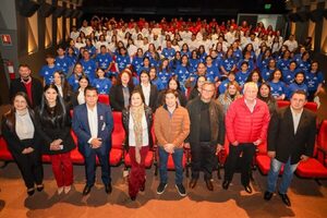 Más de 100 egresados de cursos de electricidad, belleza y costura en Alto Paraná - ADN Digital
