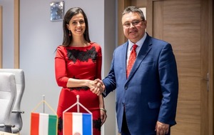 Paraguay busca apoyo de Hungría para impulsar políticas de familia - ADN Digital