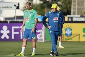 Eliminatorias Sudamericanas: Ancelotti dirige su primer entrenamiento con Brasil - Fútbol Internacional - ABC Color