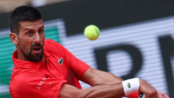 Sinner en modo campeón, Djokovic centenario se cita con Zverev