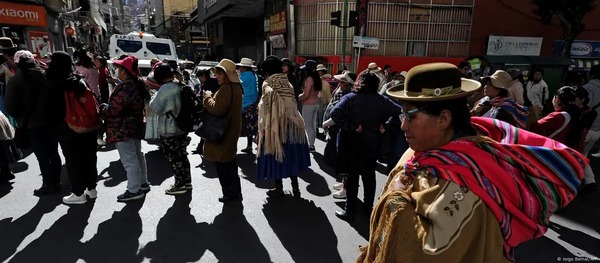 Protestas en Bolivia contra el veto a candidatura de Morales - ADN Digital