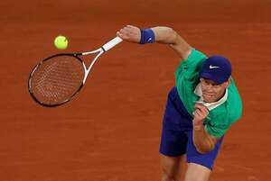 Sinner arrolla a Rublev y se planta en cuartos con solo 30 juegos perdidos - Polideportivo - ABC Color