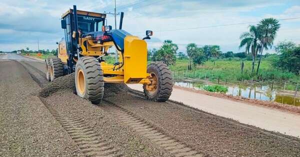 La Nación / Ruta PY-12 avanzó un 60 %