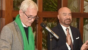 Novedades literarias llegan con variados temas en sus propuestas