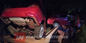 AUTOMÓVIL TERMINÓ SOBRE UNA RAMPA EN CAMBYRETÁ 