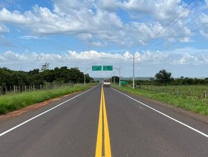Trabajos de señalización vial están por concluir en el tramo Tacuati – Horqueta - .::Agencia IP::.