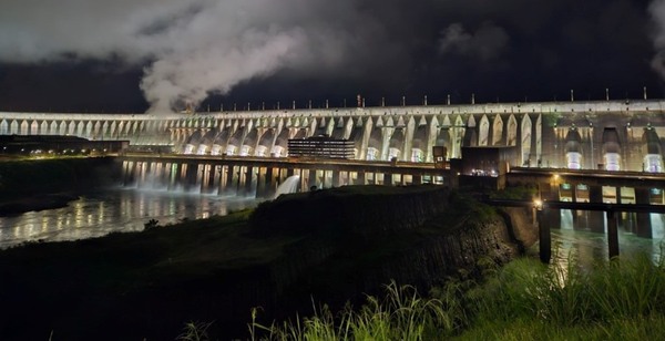 Sistema de Iluminación Monumental de ITAIPU será sometido a un plan de modernización tecnológica