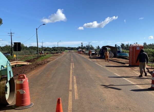 Alcantarillado sobre la ruta PY01 beneficia a pobladores sureños - .::Agencia IP::.