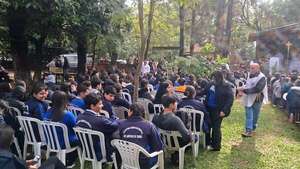 MEC creó equipo de psicólogos para contener a compañeros de Fernanda Benítez - Nacionales - ABC Color