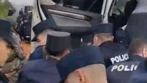 Video: Reportan intercambio de disparos en desalojo de 230 familias en Canindeyú