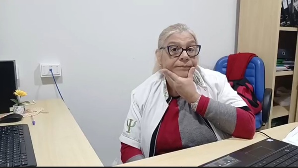 Padres deben tener buena comunicación con adolescentes, dice psicóloga de CDE - La Clave