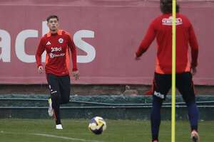 Eliminatorias Sudamericanas: Chile sin Aránguiz, en partidos claves - Fútbol Internacional - ABC Color