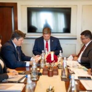 Ministro de Industria y Comercio fortalece vínculos con empresa de construcción e ingeniería para impulsar inversiones en infraestructura :: Presidencia de la República del Paraguay
