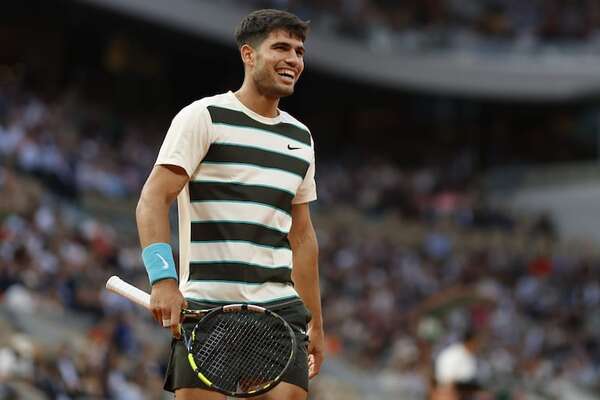 Carlos Alcaraz fulmina a Paul y se cita con Musetti en semifinales - Polideportivo - ABC Color