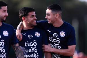 Con plantel completo, la Albirroja ultima detalles para medir a Uruguay - trece